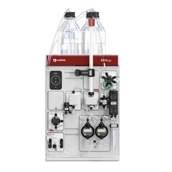 Équipement ÄKTA Go Cytiva compact et performant pour les applications de chromatographie liquide et de purification protéique automatisée.